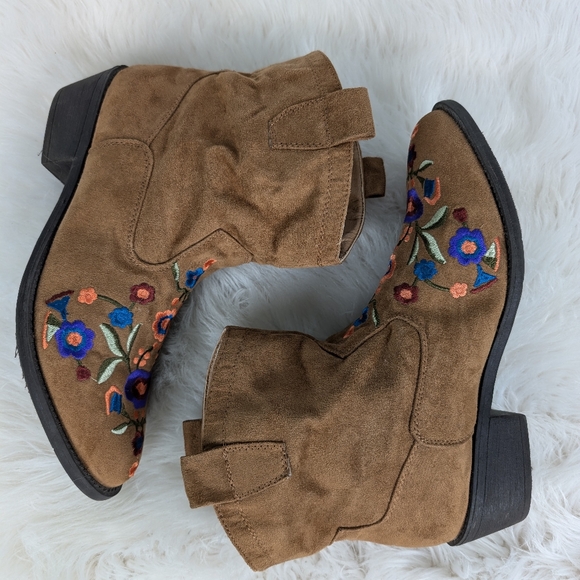 Mudd embroidered mini slouch ankle boots, women's size 9, brown - Picture 7 of 9
